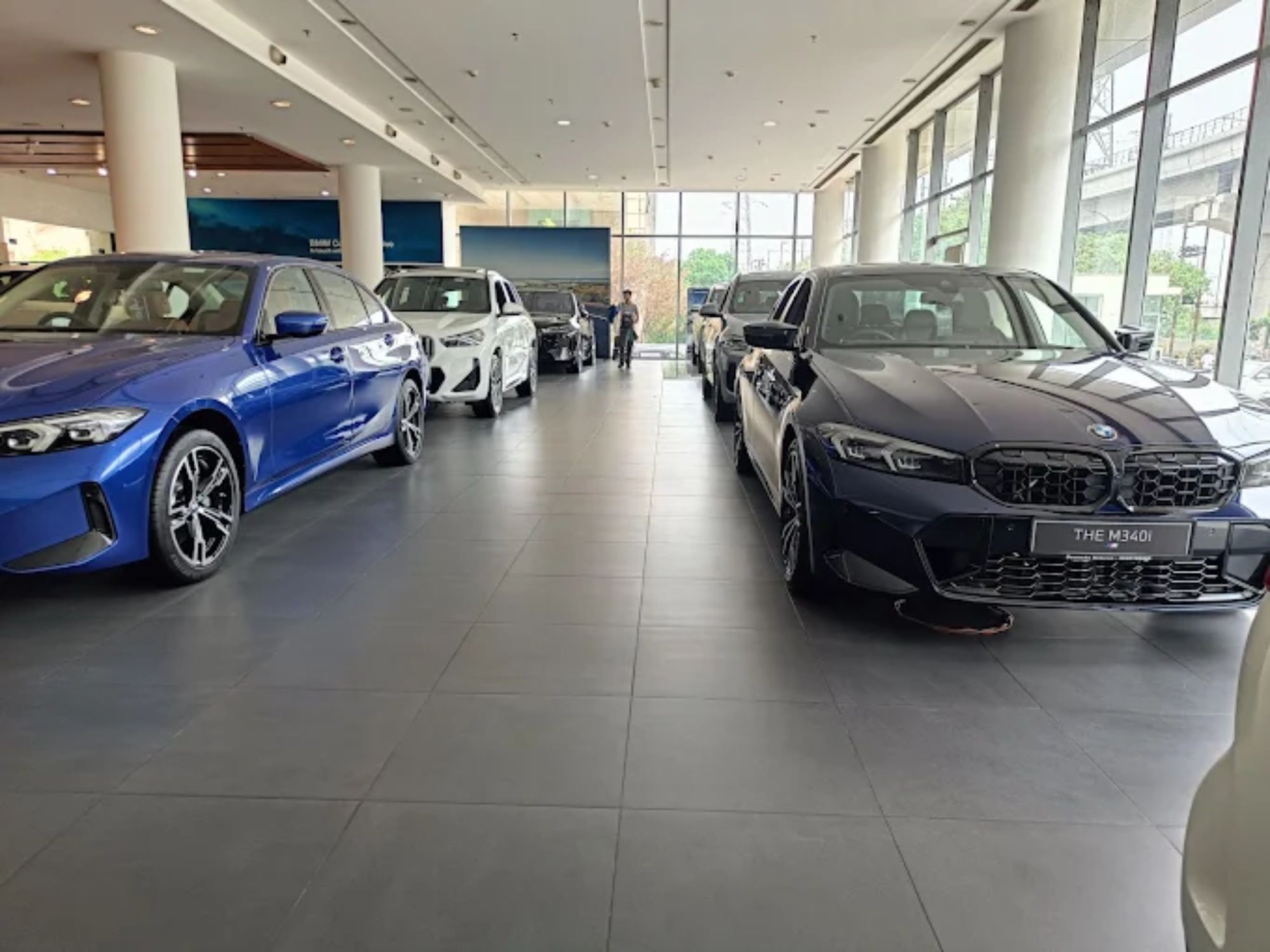 BMW Faridabad Store Image (2)