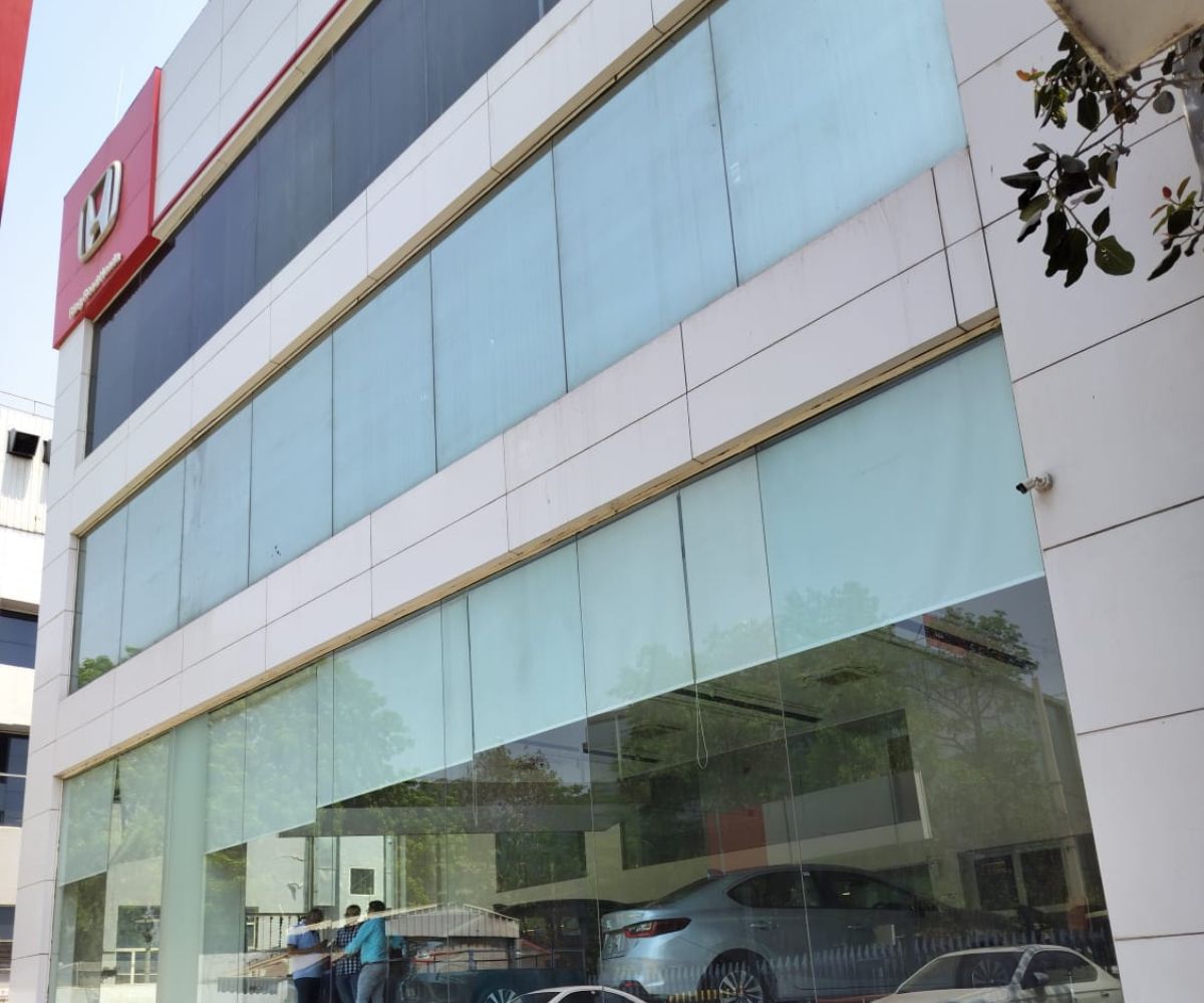 Gurgaon Store Slider Image (12)