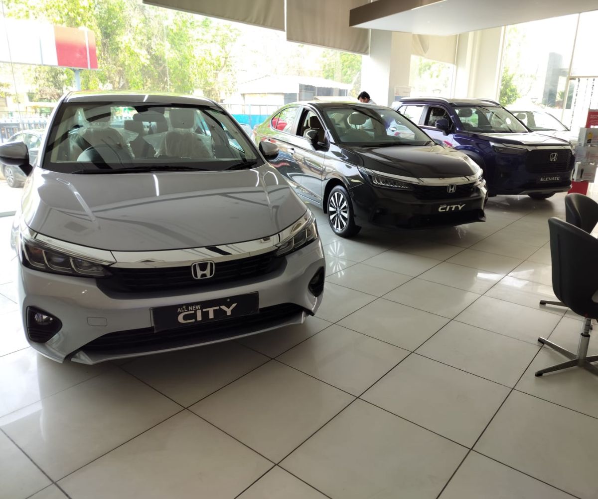 Gurgaon Store Slider Image (7)