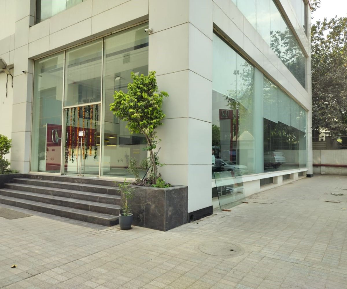 Gurgaon Store Slider Image (9)