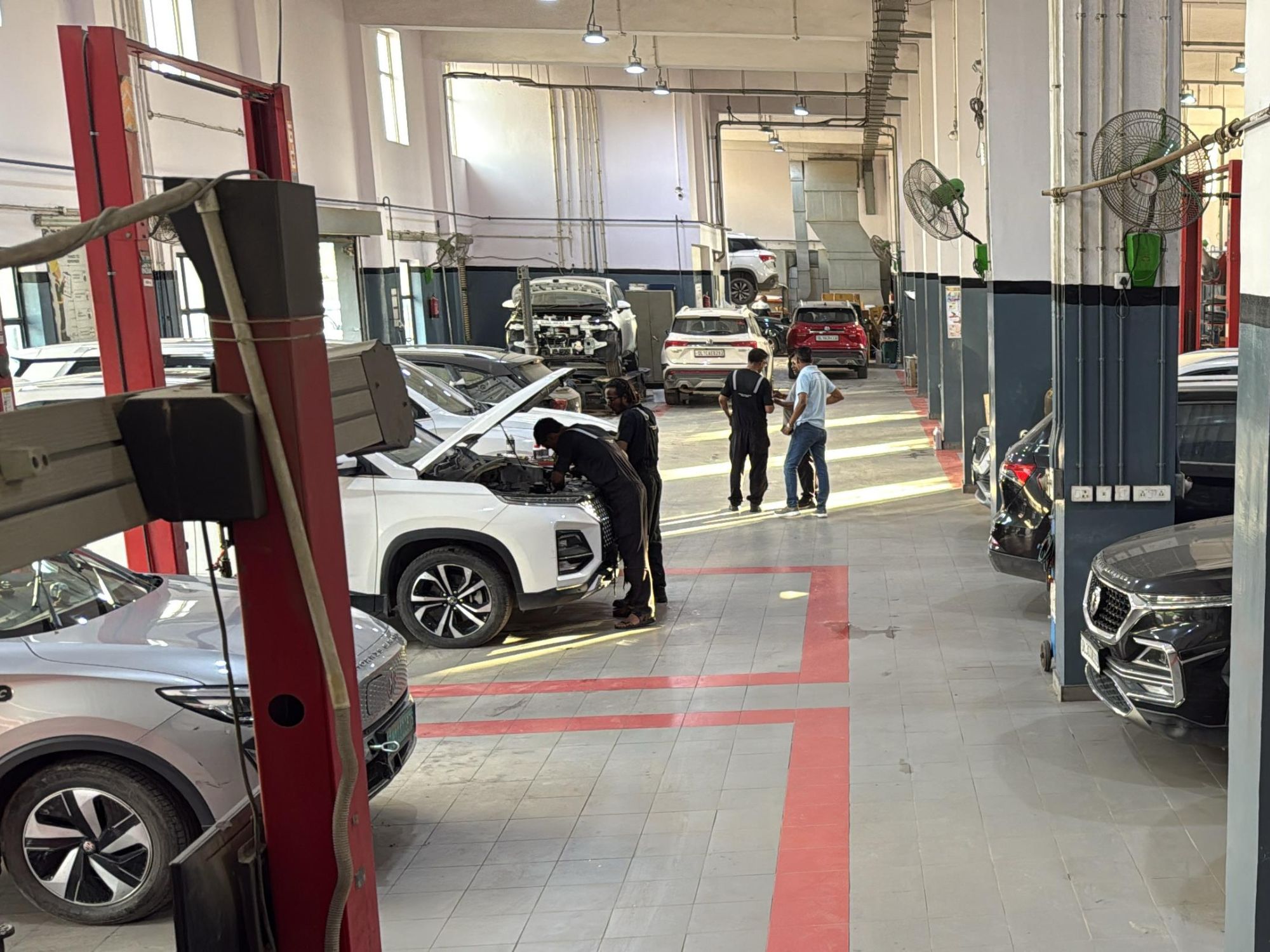 MG Delhi Jahangirpuri Store Image (5)