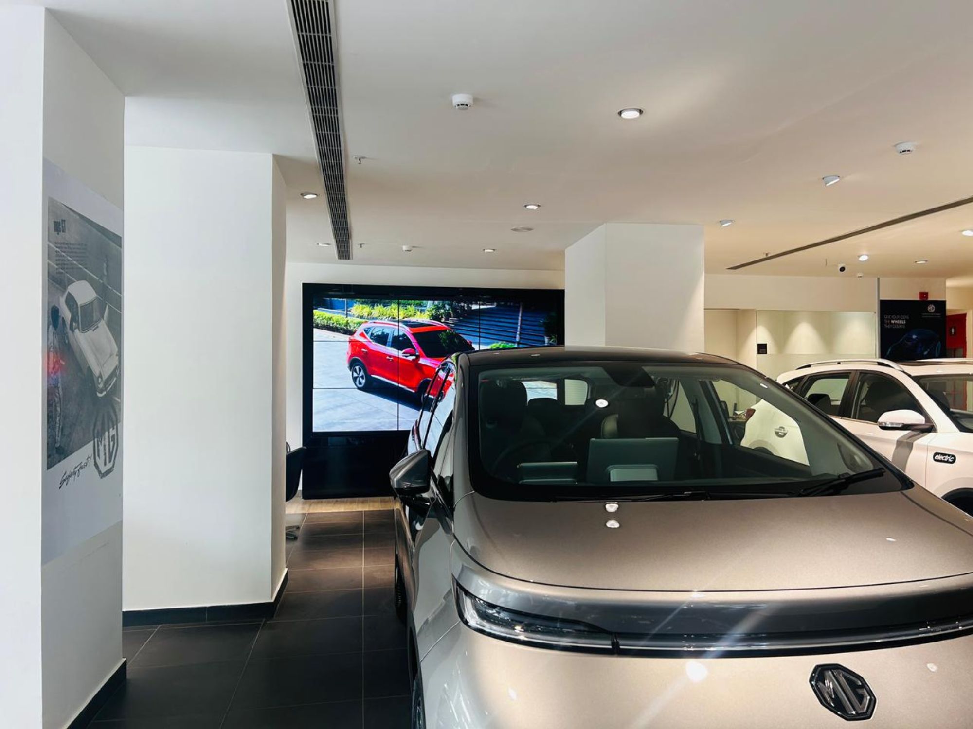 MG Gurgaon Store Image Showroom (12)