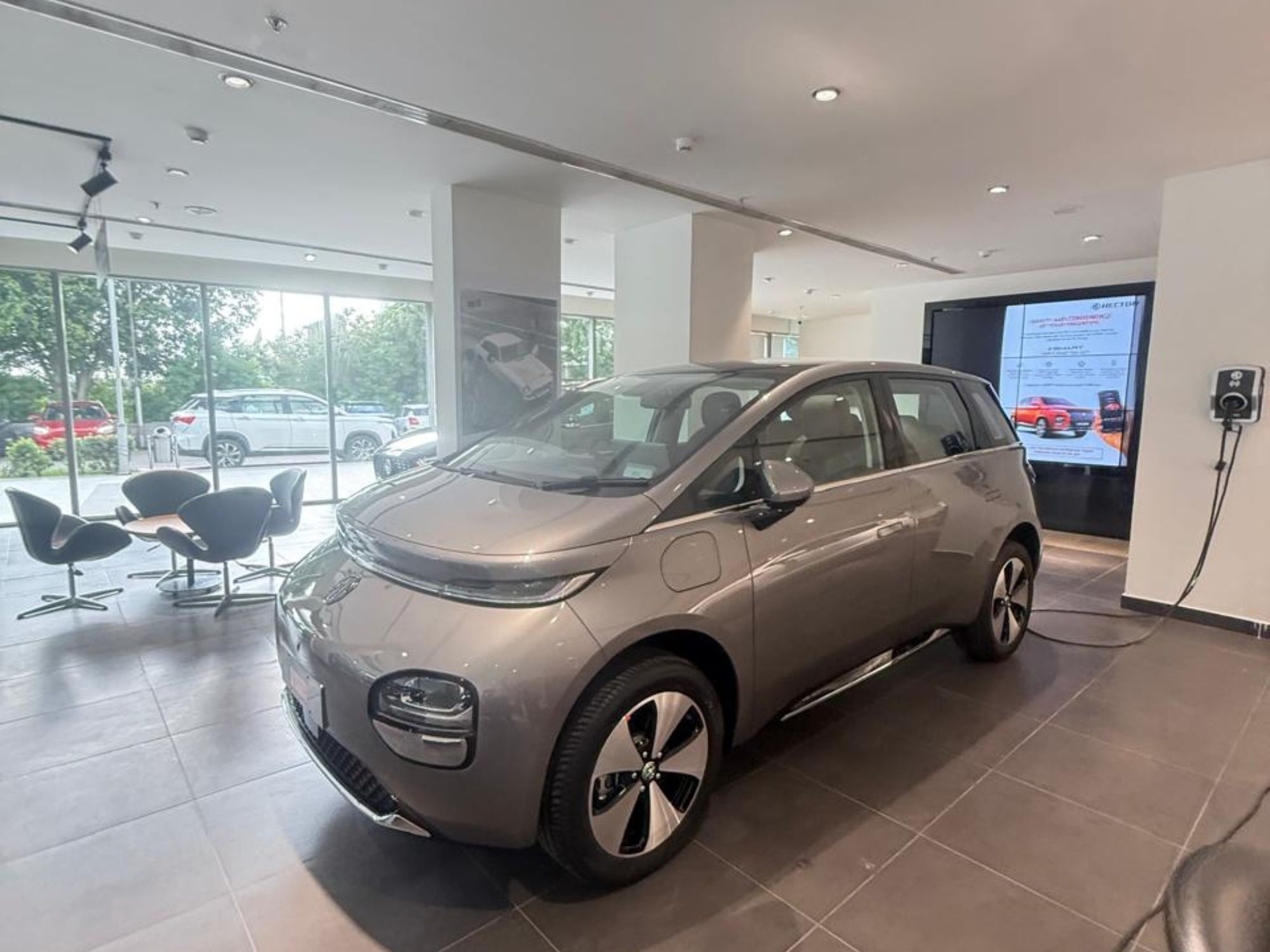 MG Gurgaon Store Image Showroom (3)