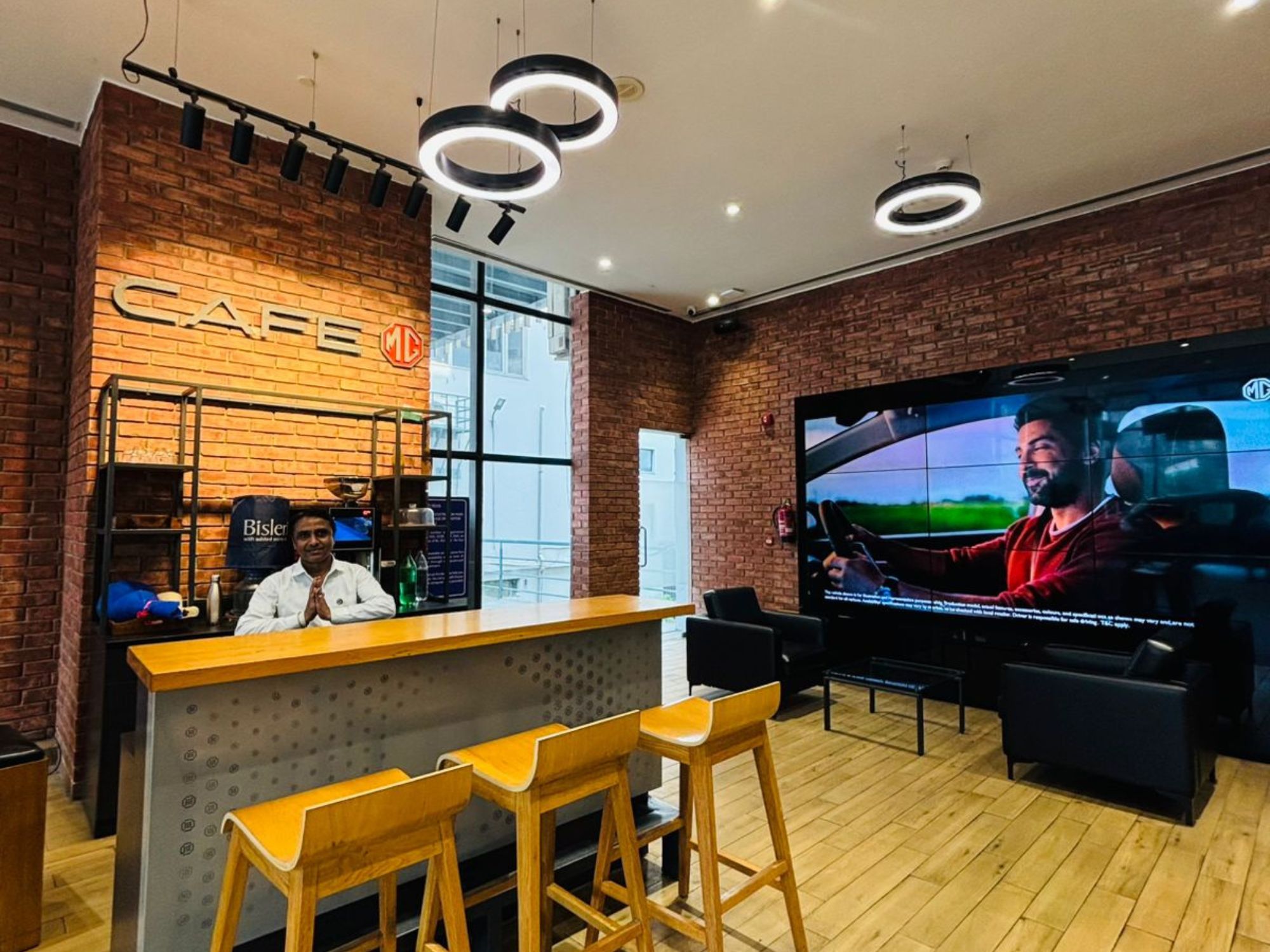 MG Sonipat Store Image (14)