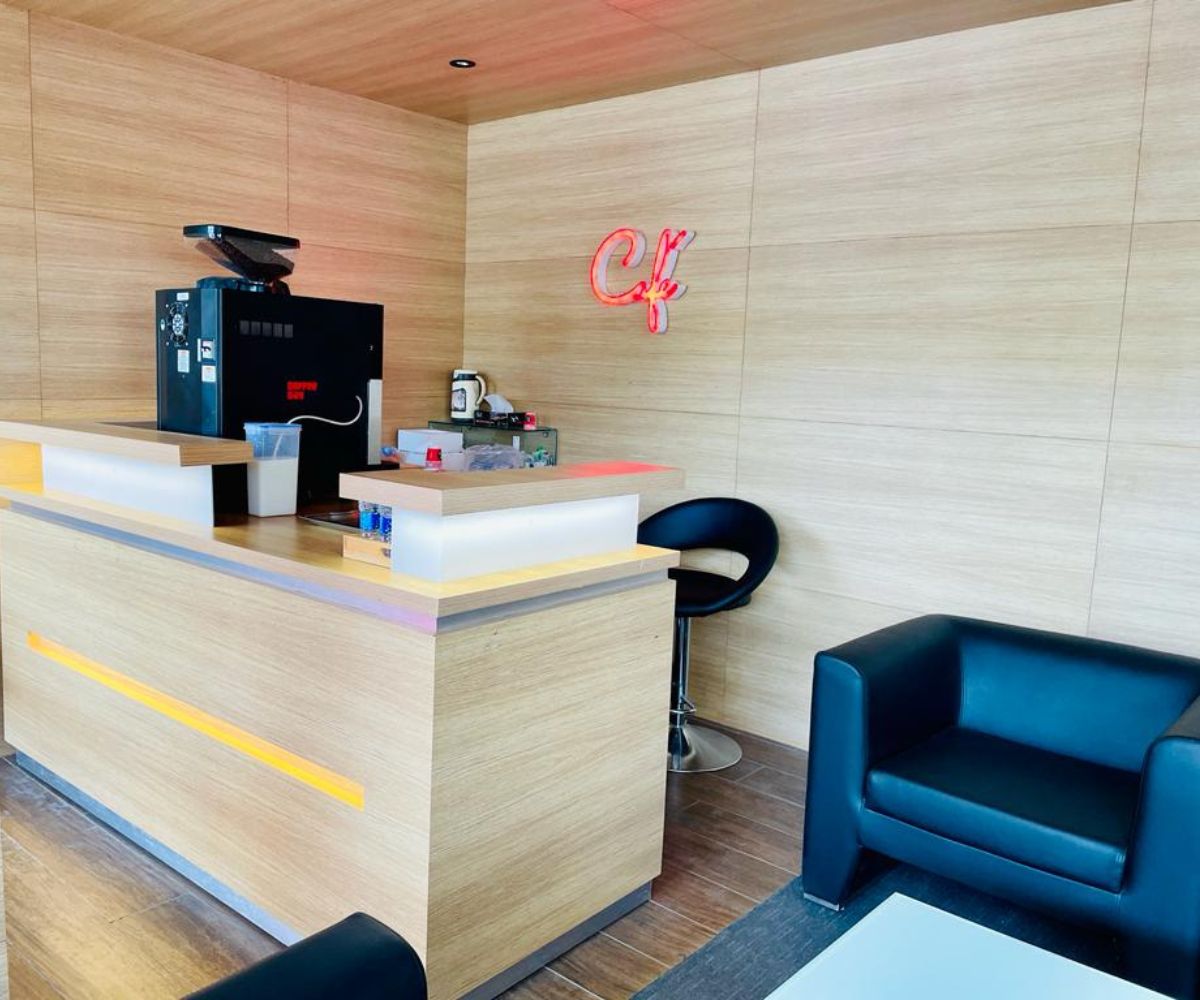 Peeragarhi, Delhi Store Image (12)