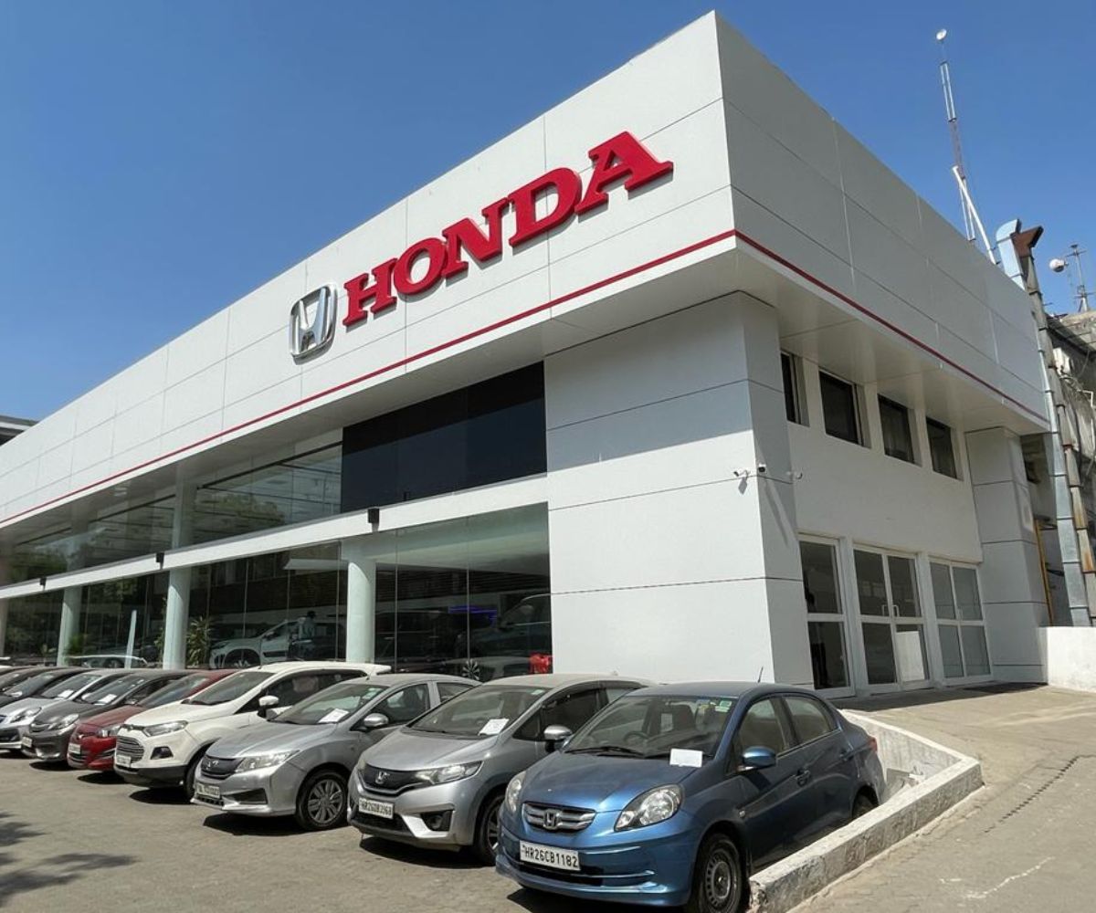 Peeragarhi, Delhi Store Image (6)