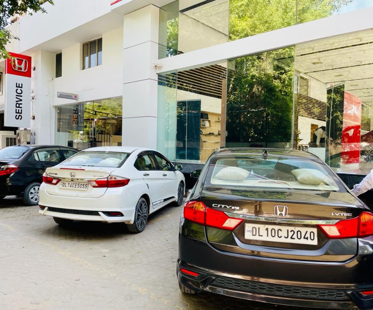 Peeragarhi, Delhi Store Image (7)