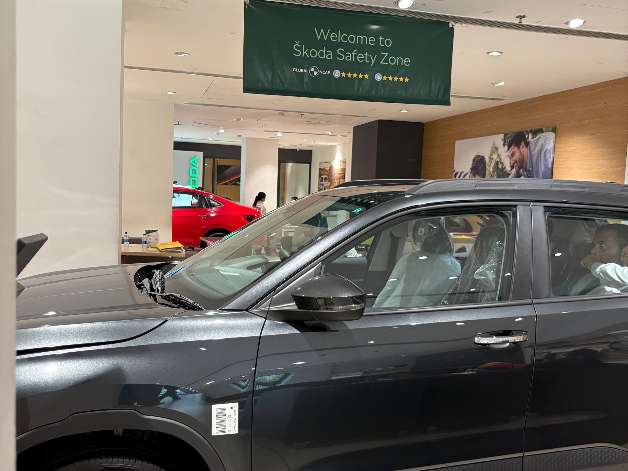 Skoda Store Image Gurgaon GGN Showroom (3)