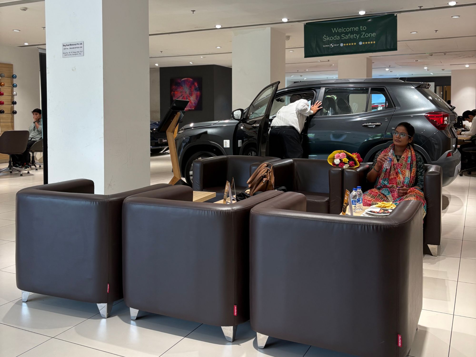 Skoda Store Image Gurgaon GGN Showroom (4)
