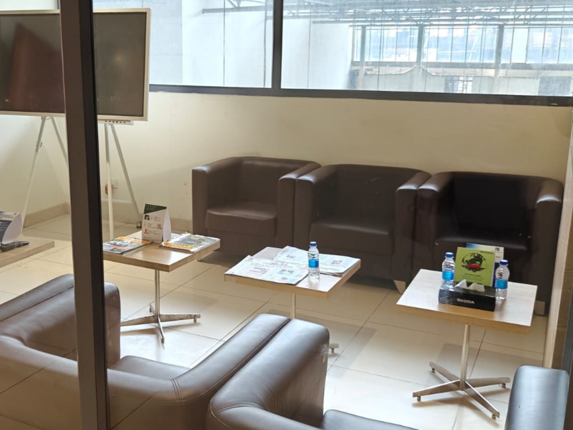 Skoda Store Image JP (2)